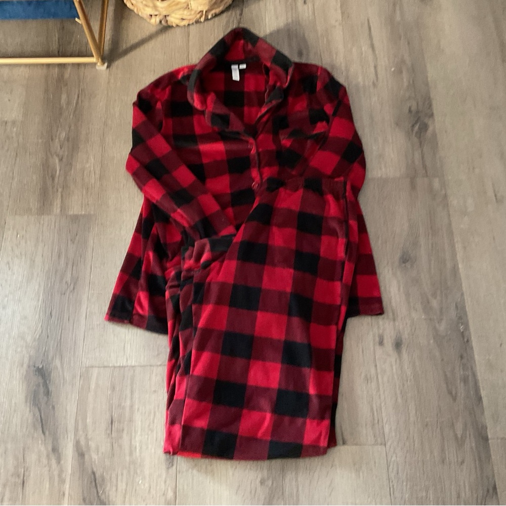 Plaid Women's Pajama Set
